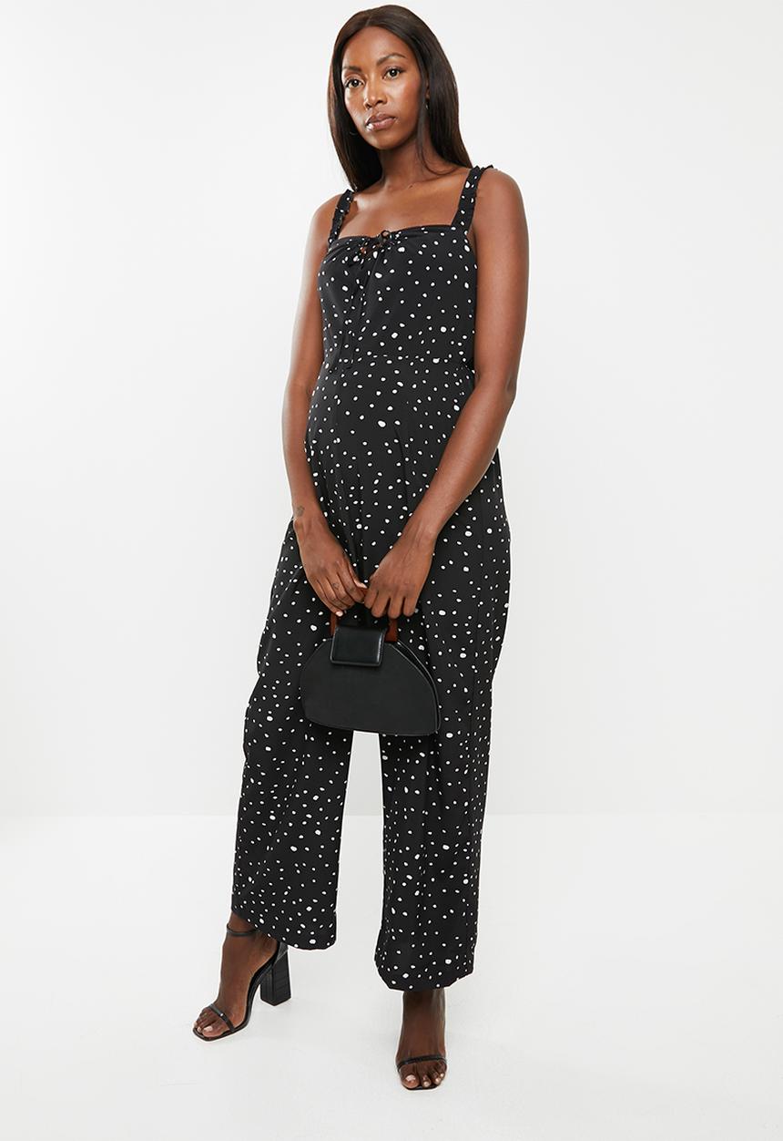 Glamorous - Maternity messy spot spaghetti strap jumpsuit - black & white