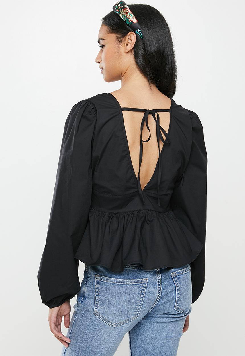 Glamorous - Petite v-neck blouse - black