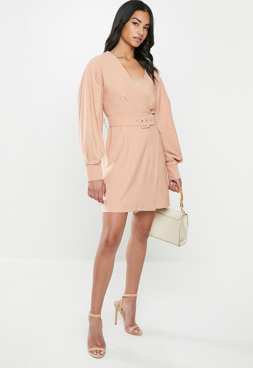 Glamorous - Petite long sleeve belted dress - pink 