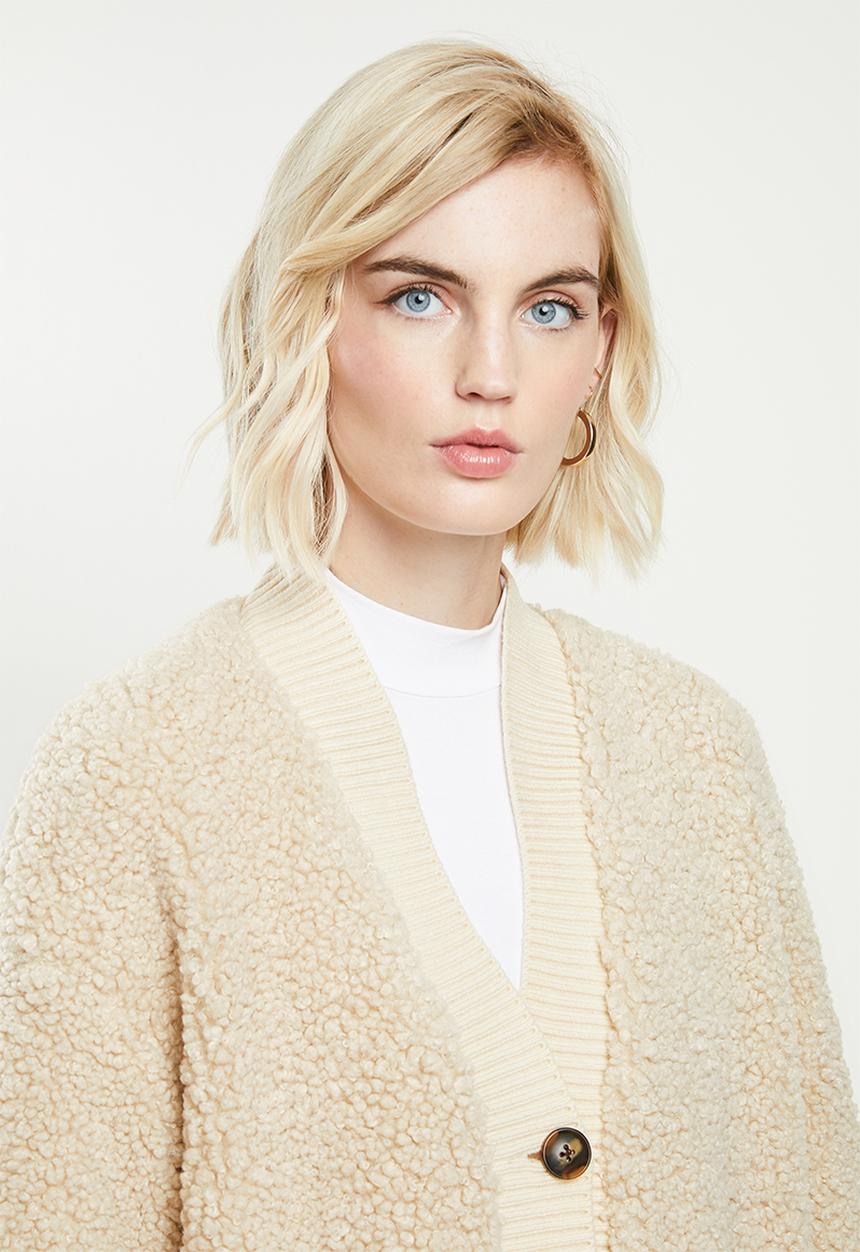 Vero Moda - Annika short teddy jacket - neutral