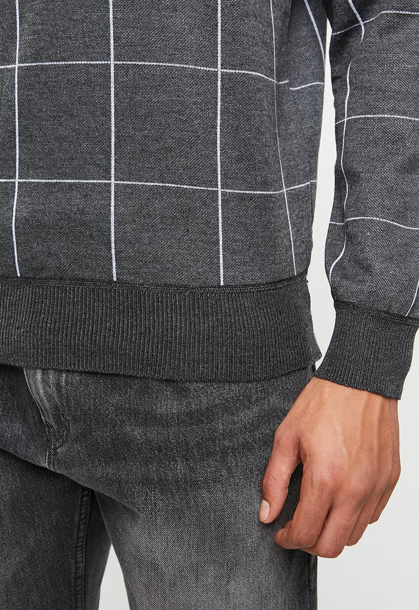 Brave Soul - Nicholls jaquard check crew knitwear - charcoal & grey