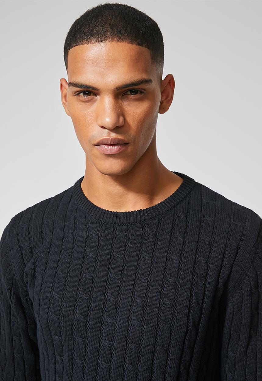 Superbalist - Premium cable knit - black