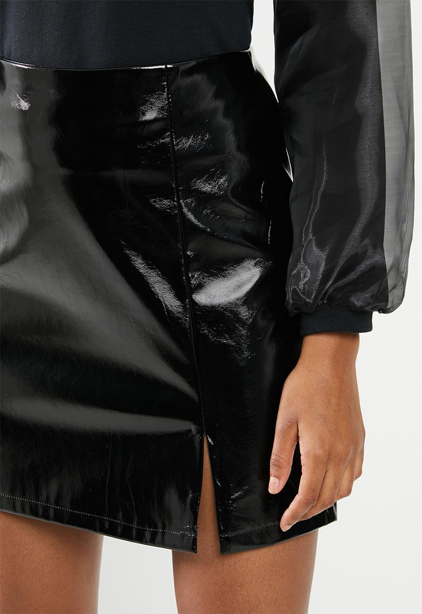 Blake - Vinyl pu skirt - black