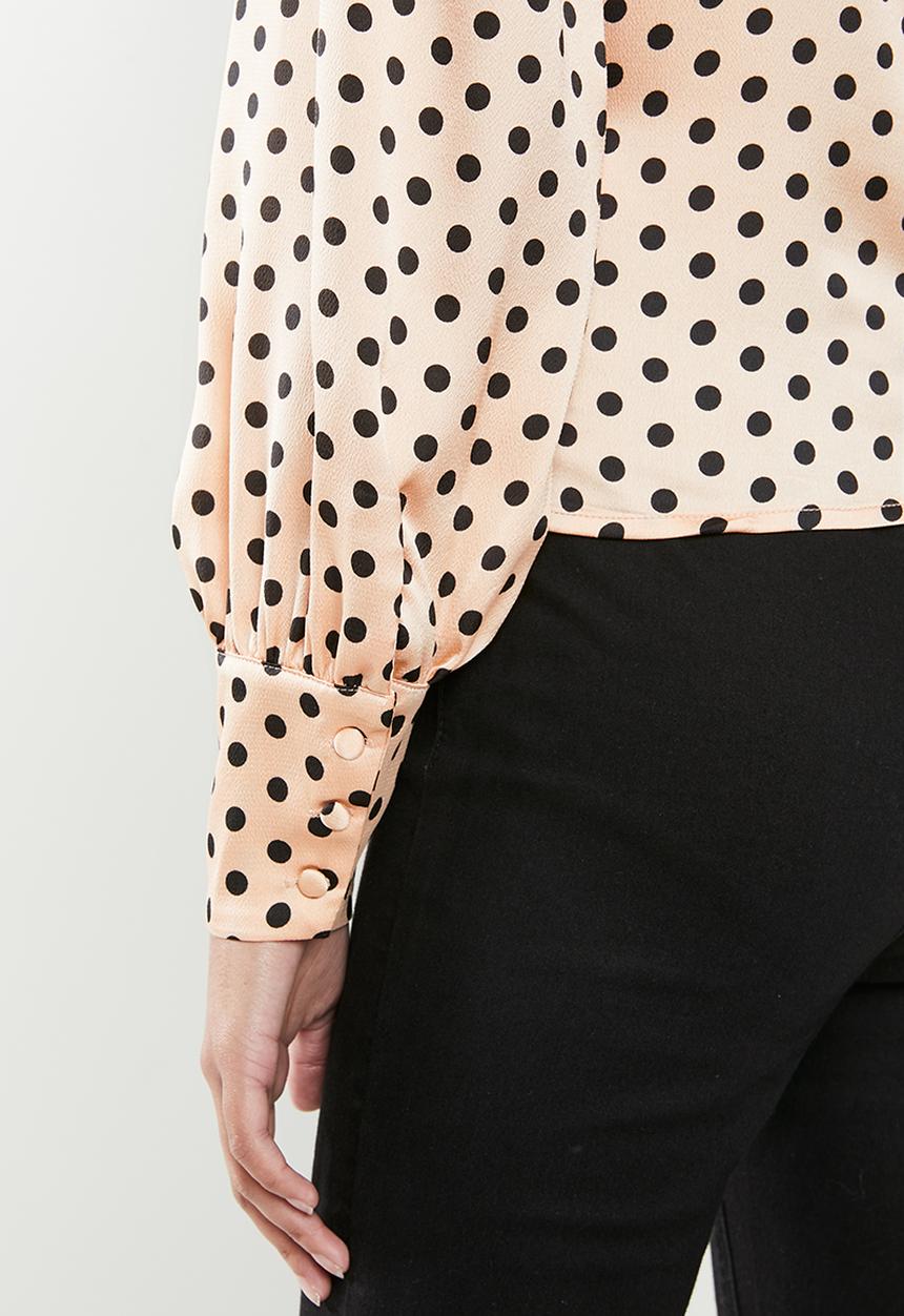 Glamorous - Petite V-neck spot blouse- peach & black