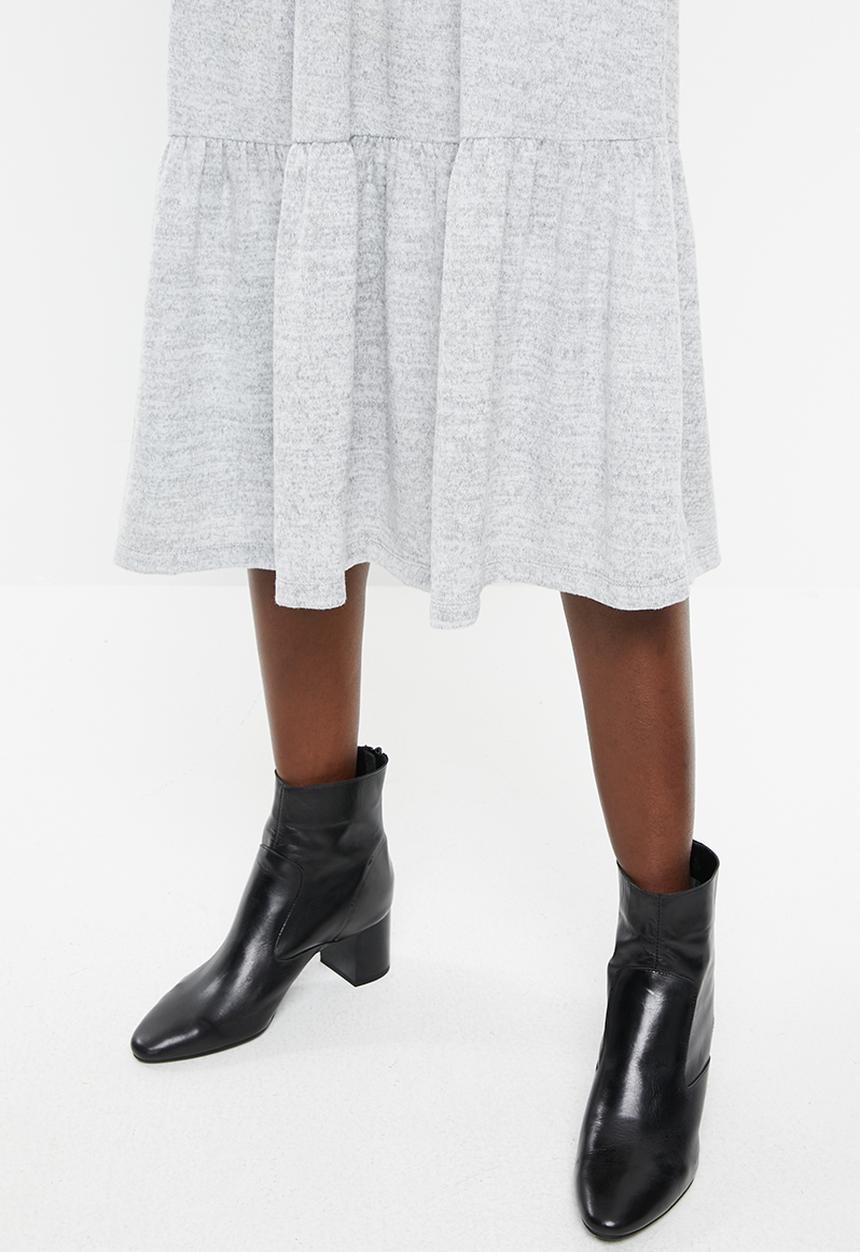 MILLA - Knit tiered midi dress - grey