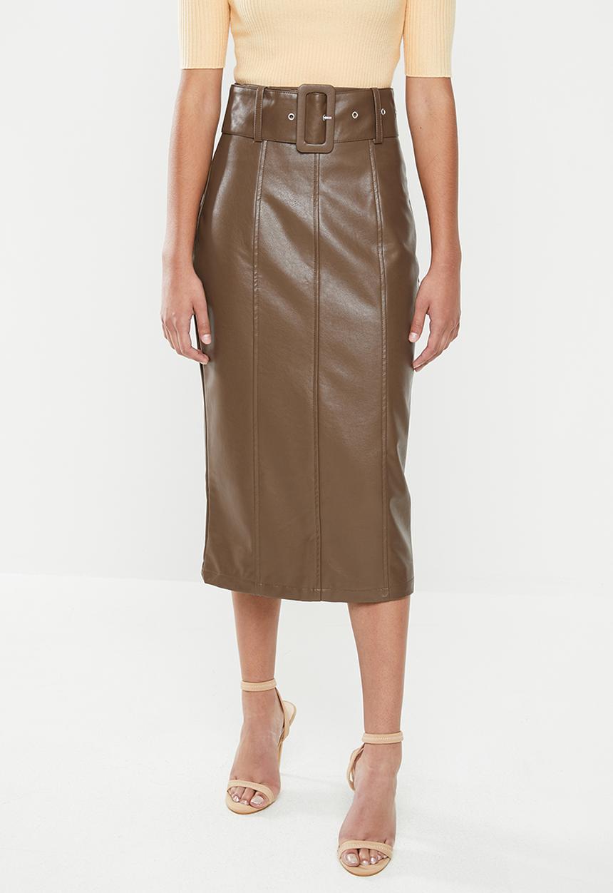 Glamorous - Petite brown PU 3/4 skirt - brown