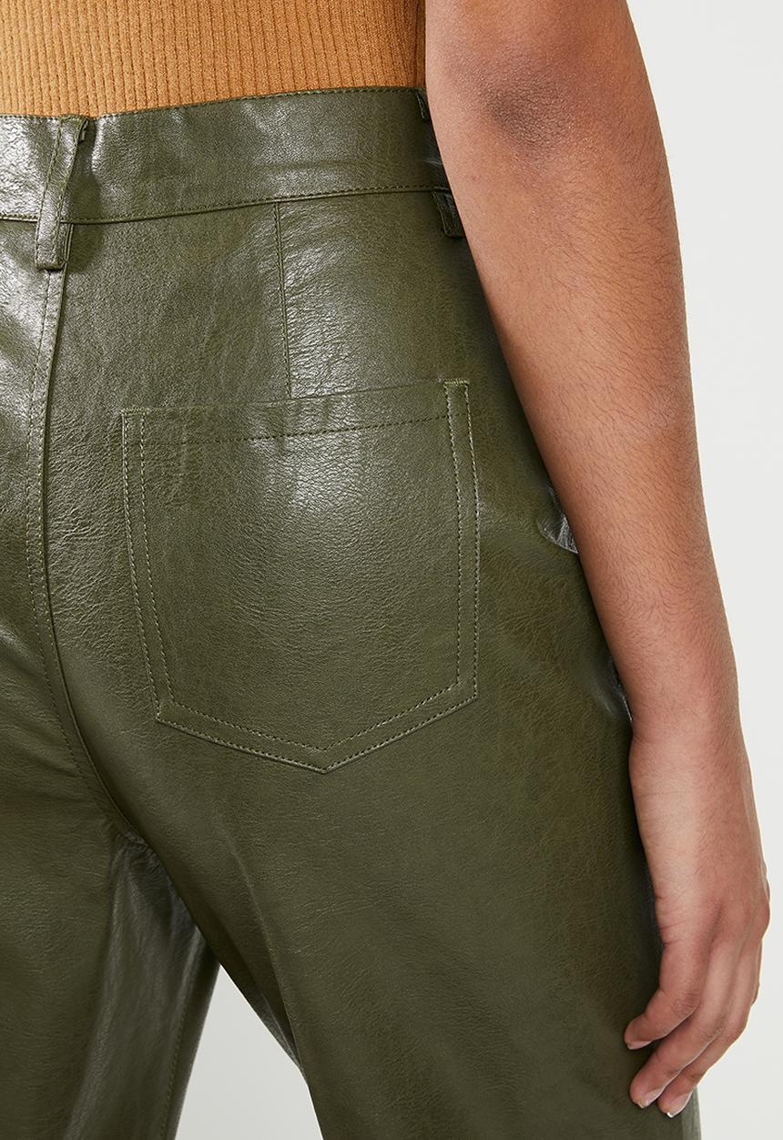 Glamorous - Petite PU crop trouser - khaki