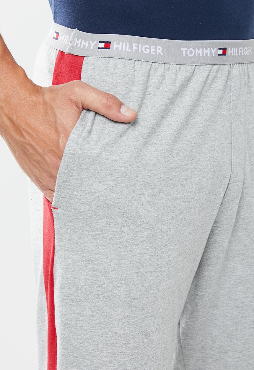 Tommy Hilfiger - Jersey panel short - grey & red