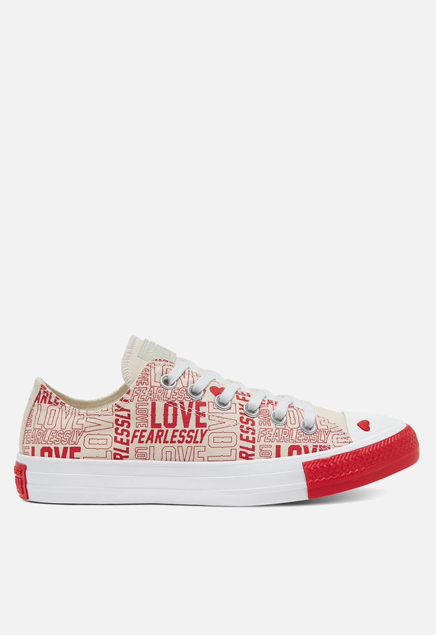 Converse - Chuck Taylor All Star - love fearlessly