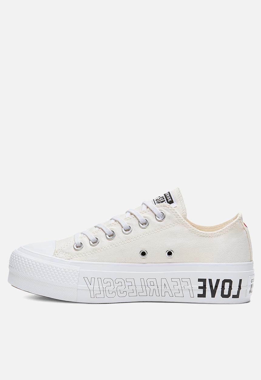 Converse - Chuck Taylor All Star Lift - love fearlessly