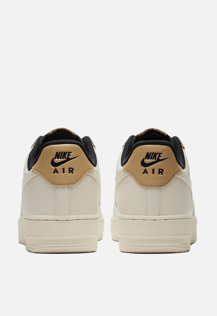Nike - Air Force 1 '07 LV8 - fossil-wheat-shimmer