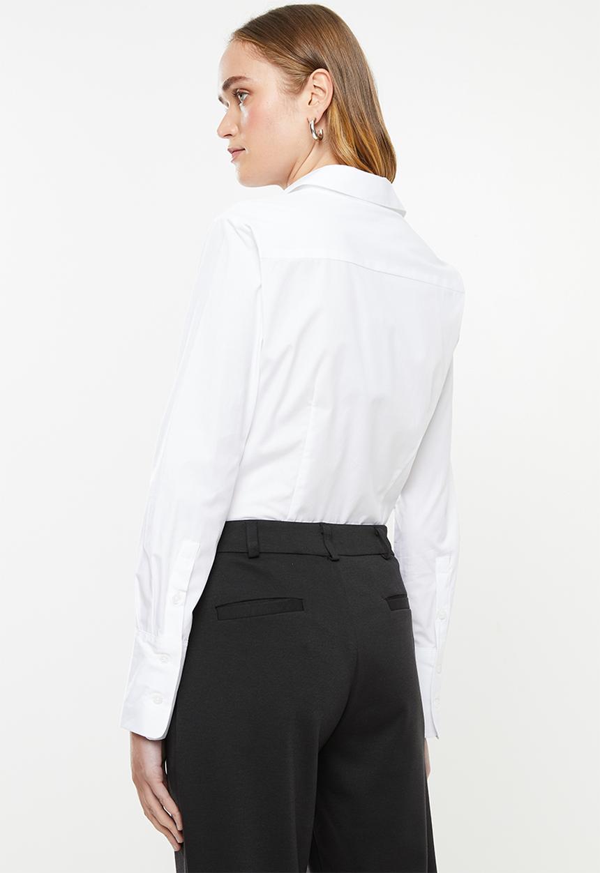 POLO - Arabelle concealed front shirt - white