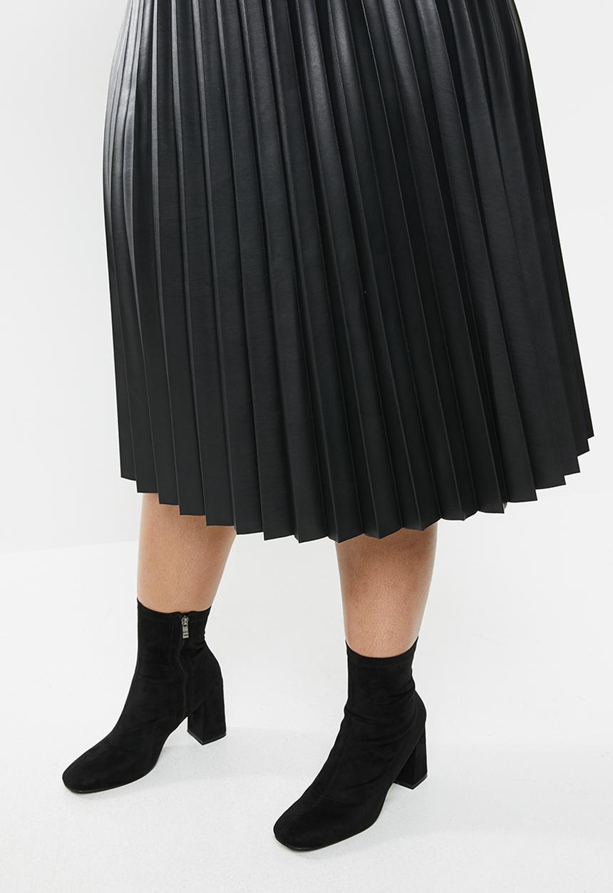 MILLA - Pu leather pleated skirt - black