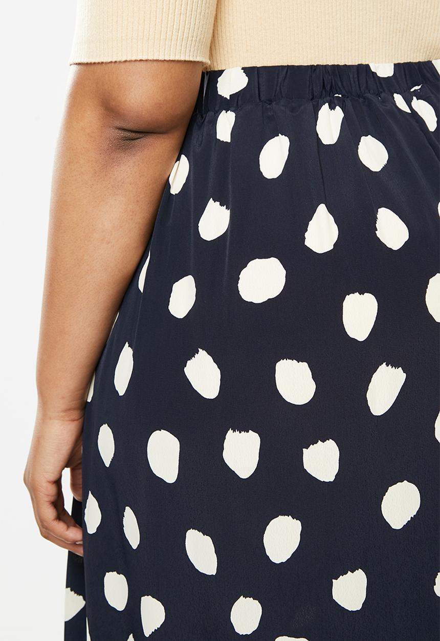 Glamorous - Plus messy spot skirt - navy & cream 