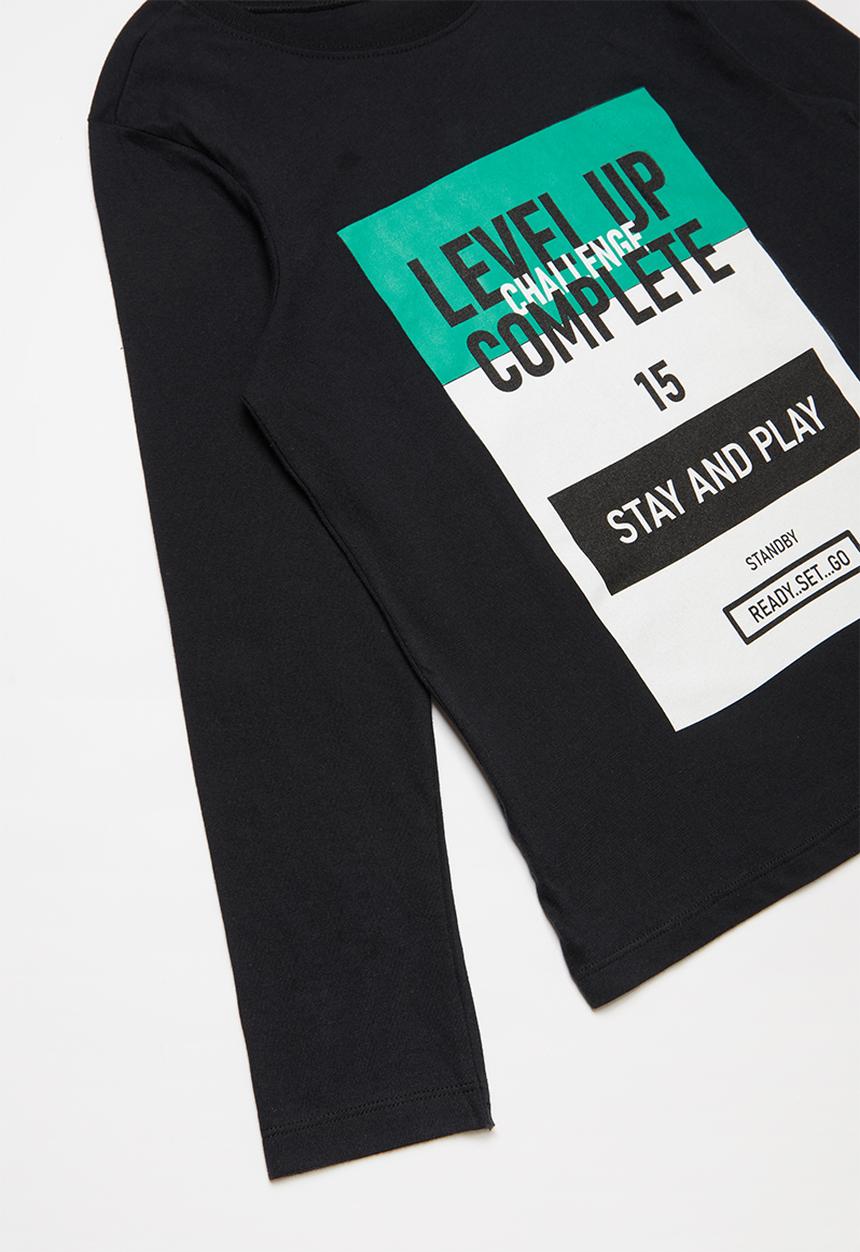 Rebel Republic - Level up graphic tee - black