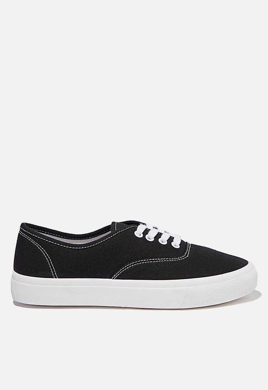 Cotton On - Jamie lace up plimsoll - black white canvas