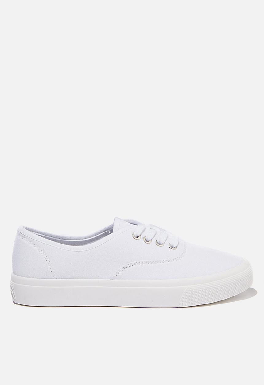 Cotton On - Jamie lace up plimsoll - white canvas