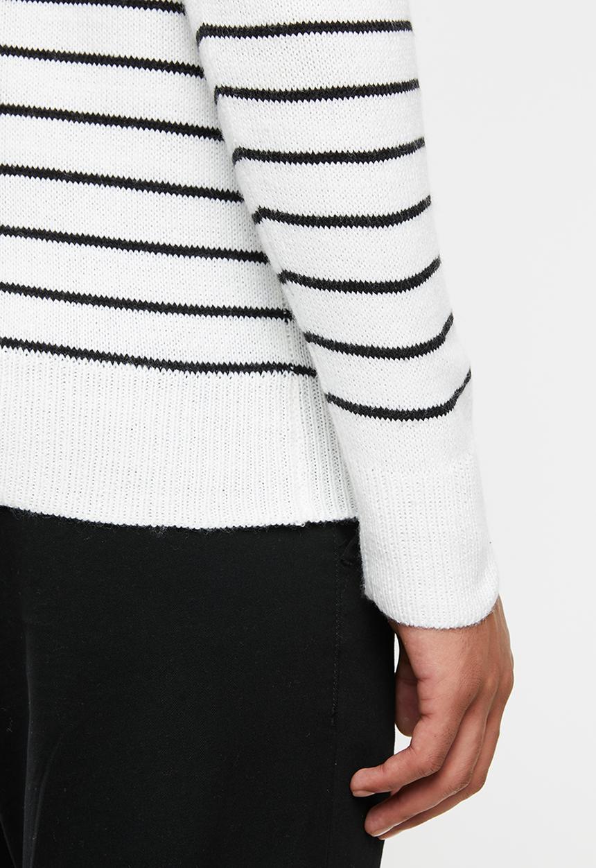 Brave Soul - Striped archfield knitwear high polo neck - white & black