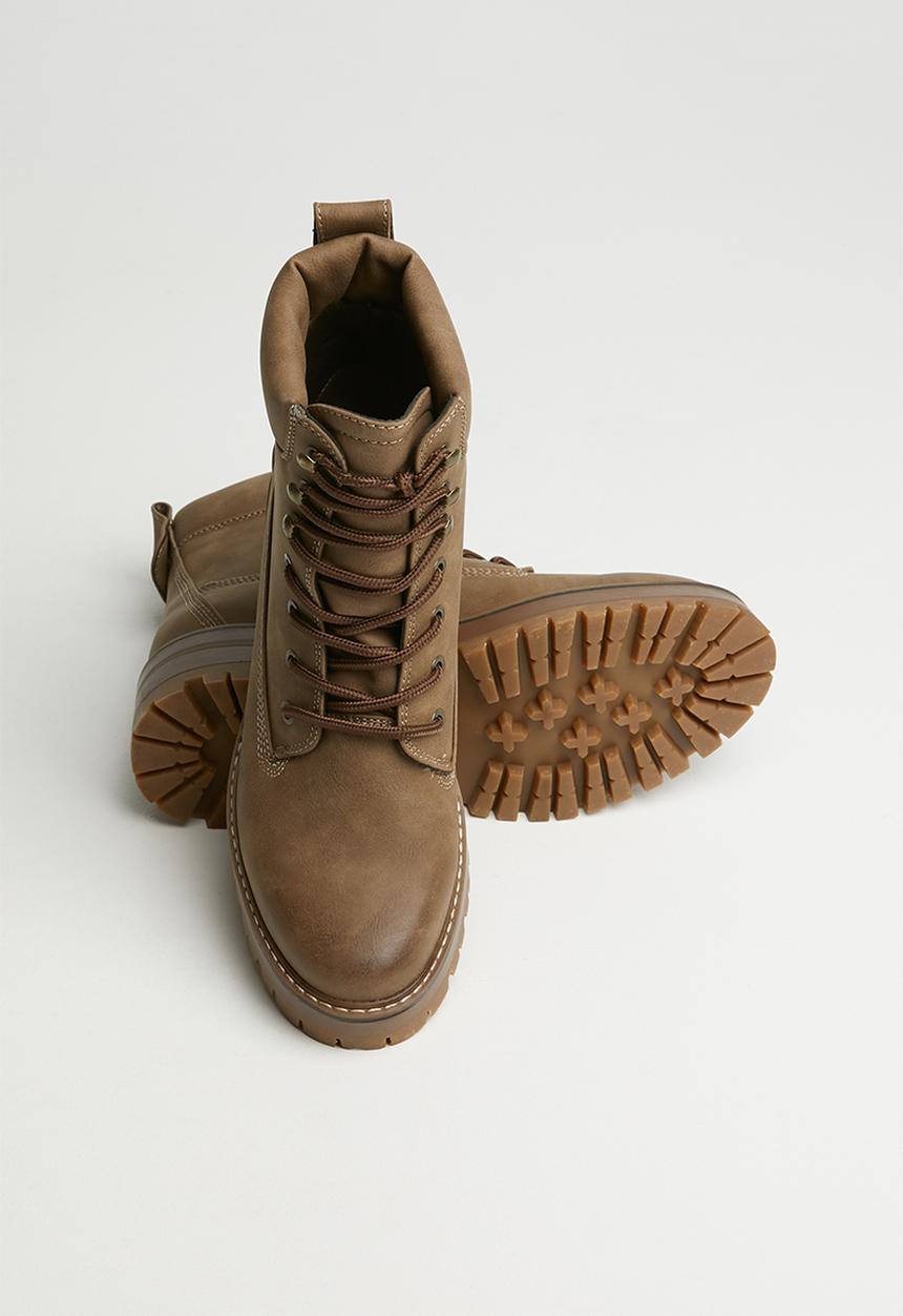 Miss Black - Fox 2 boot - brown