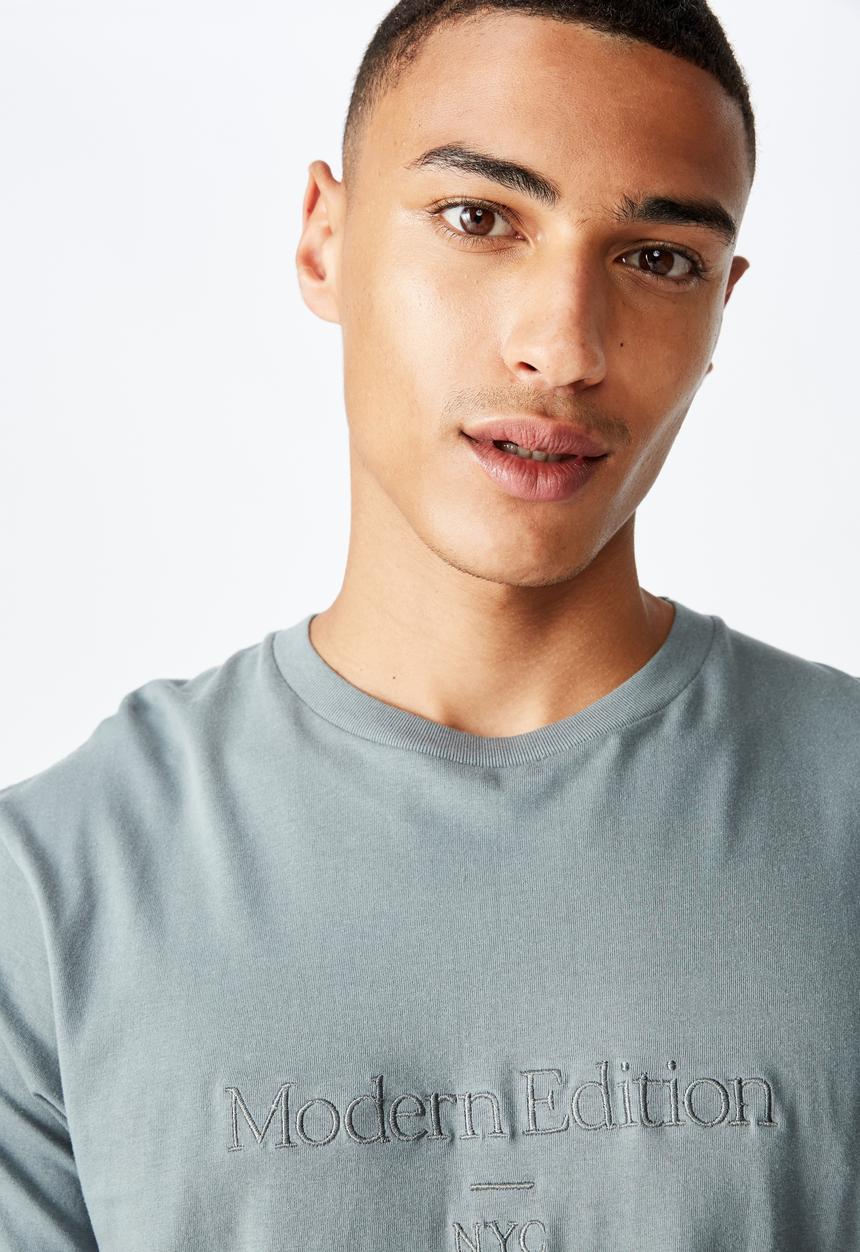 Cotton On - Modern edition Tbar text T-shirt - grey