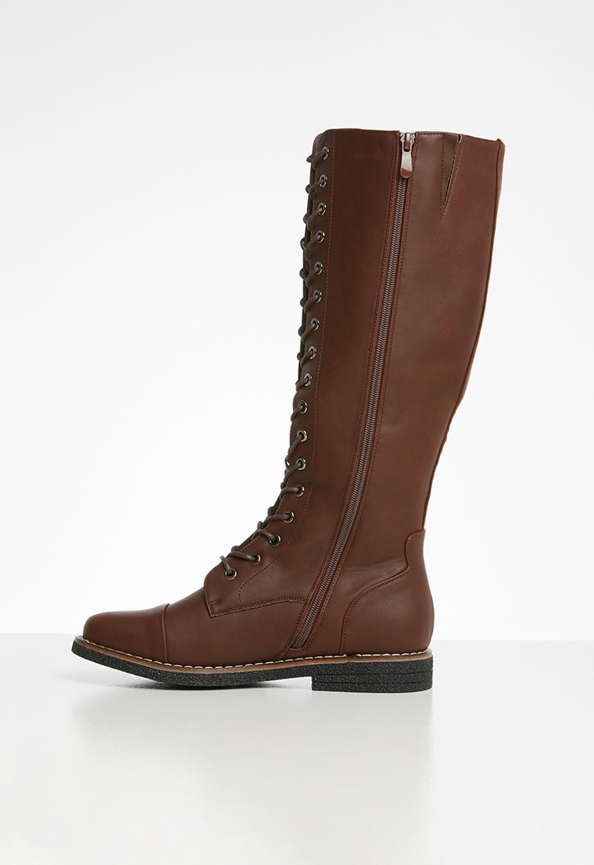 Butterfly Feet - Denali boot - choc
