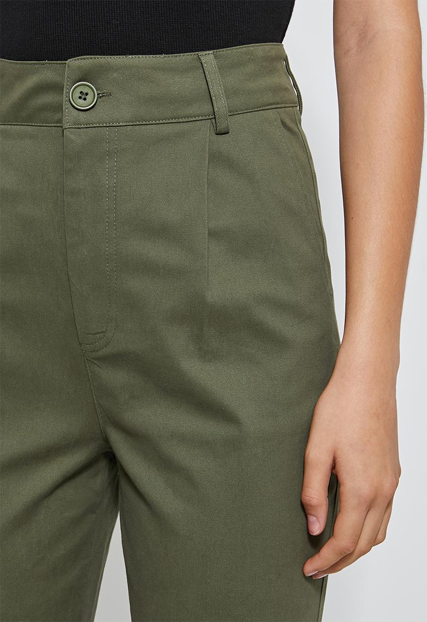 Superbalist - Tapered trousers - khaki