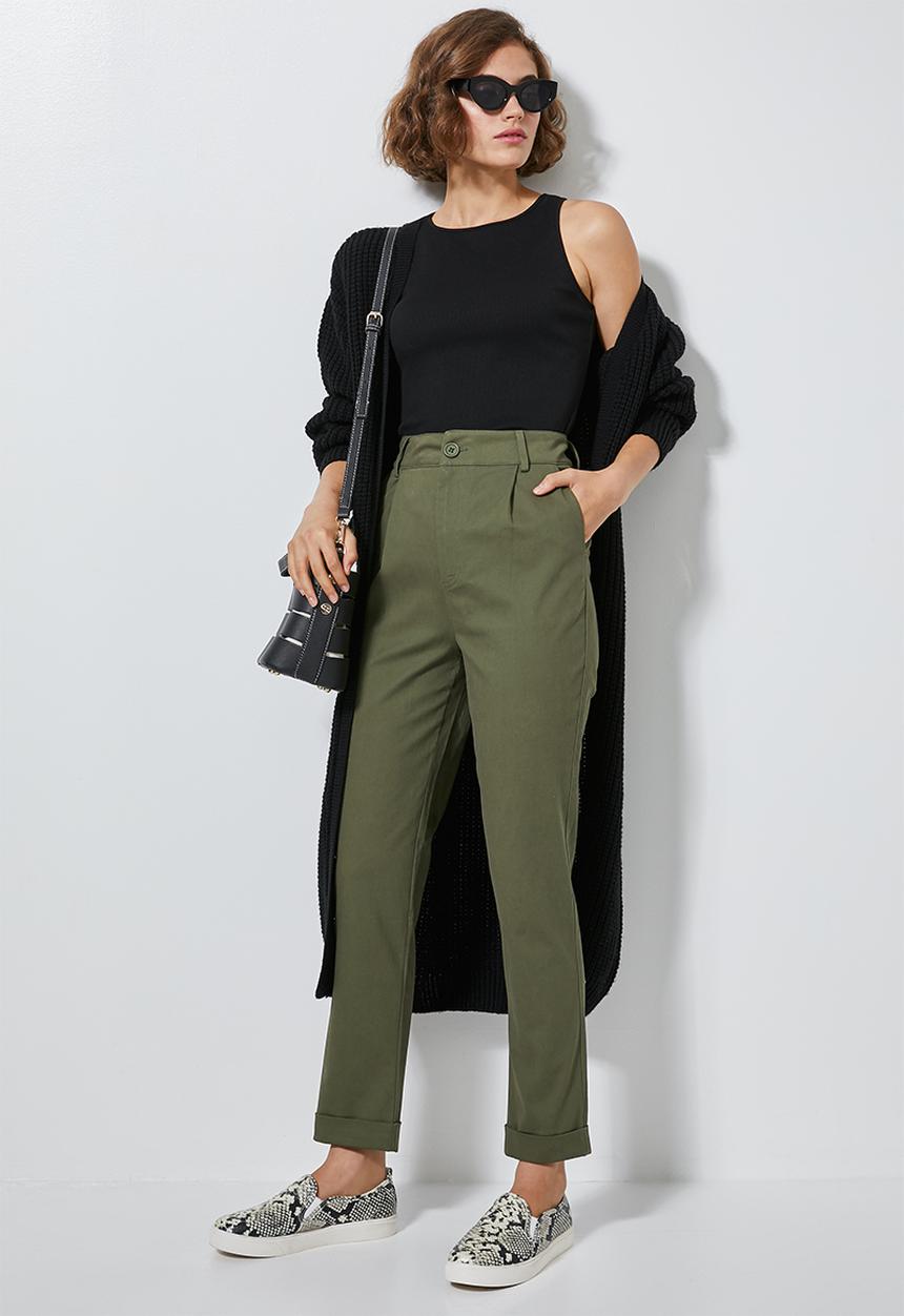 Superbalist - Tapered trousers - khaki