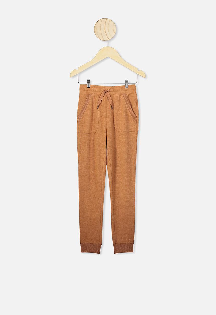 Free by Cotton On - Super soft trackpant - rust 