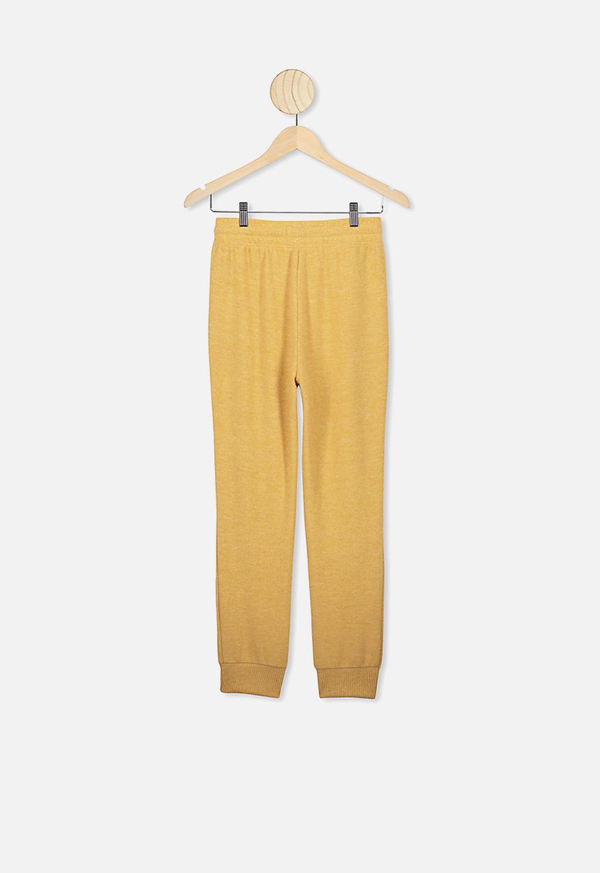 Free by Cotton On - Super soft trackpant - yellow 