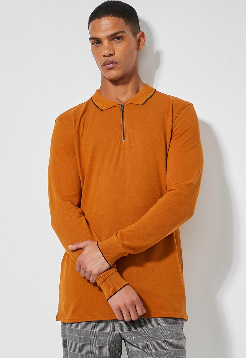 Superbalist - Pique slim fit zip golfer - brown