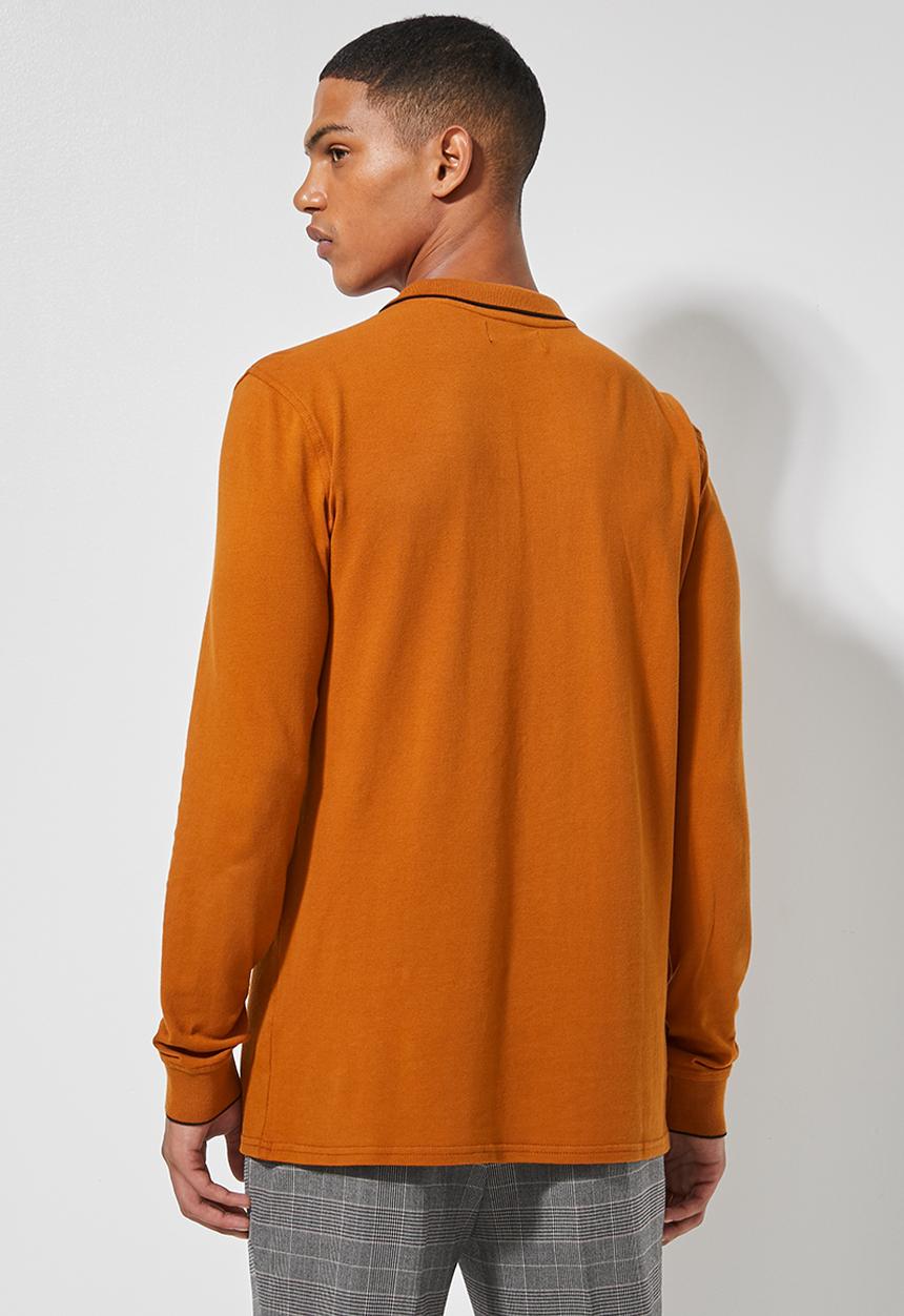 Superbalist - Pique slim fit zip golfer - brown