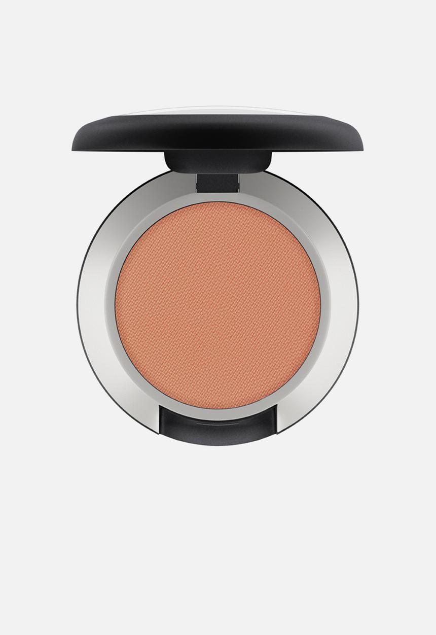 MAC - Powder Kiss Eyeshadow - What Clout!