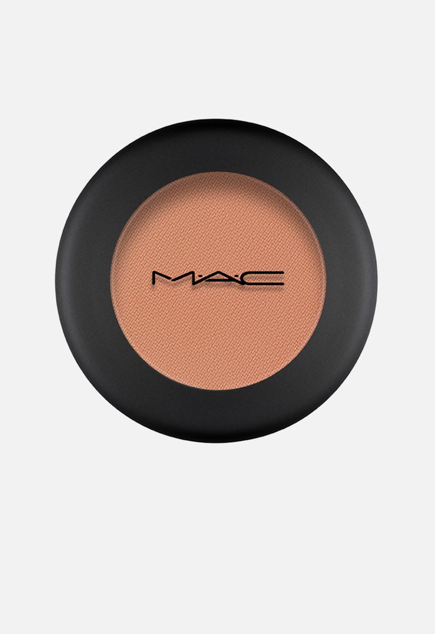 MAC - Powder Kiss Eyeshadow - What Clout!