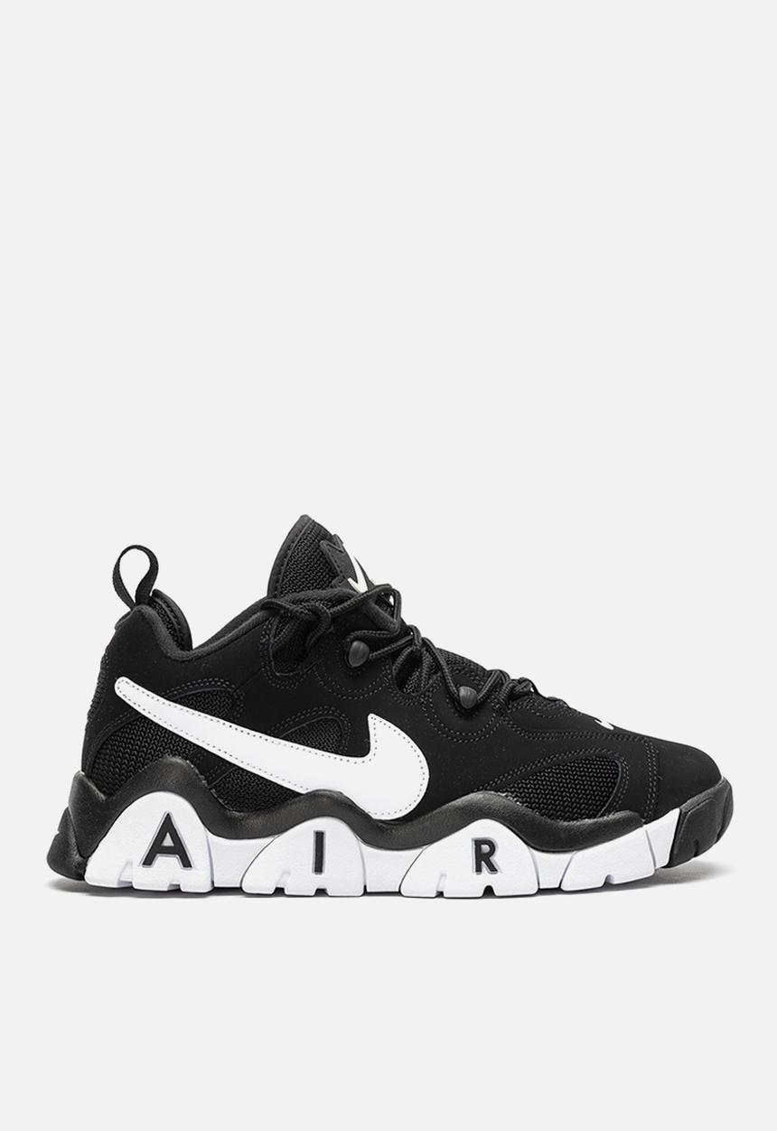 Nike - Air Barrage low - black / white-white