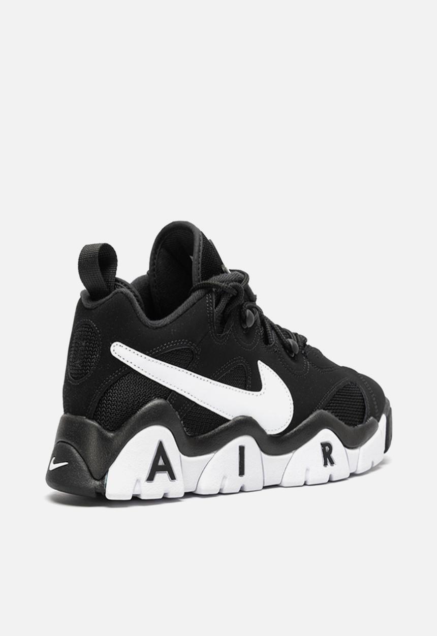 Nike - Air Barrage low - black / white-white