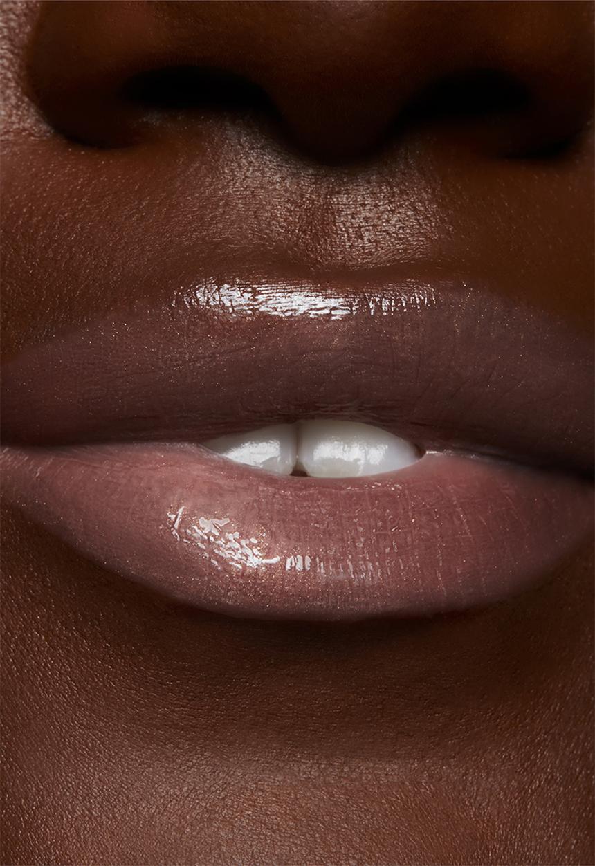 MAC - Petal Power Plenty Of Pout Plumping Lipgloss - Ephermal Nature