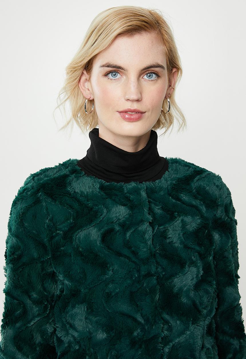 Vero Moda - Curl short faux fur jacket - ponderosa pine