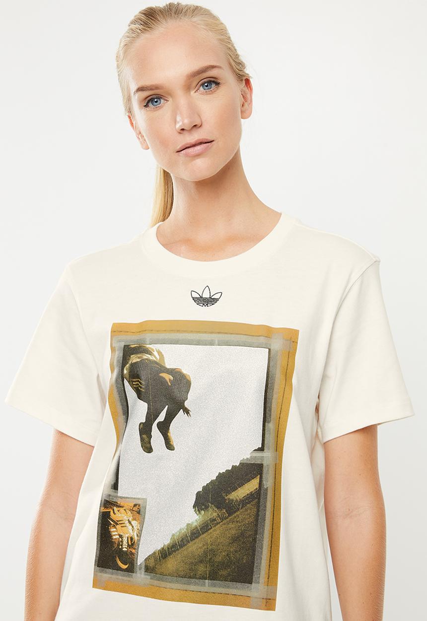 adidas Originals - Fakten graphic print T-shirt - cream 