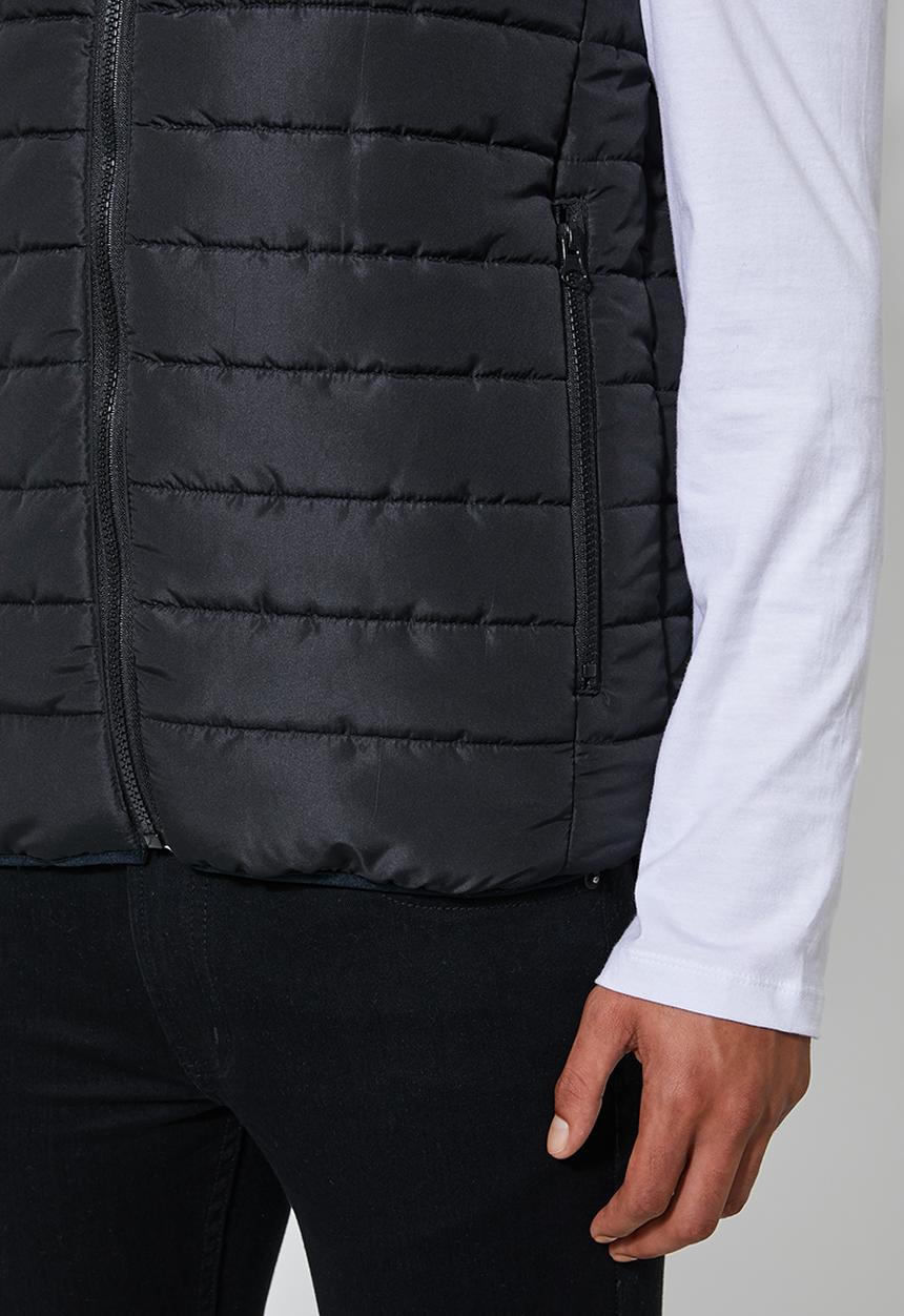 Superbalist - Lightweight sleeveless puffer jacket - black