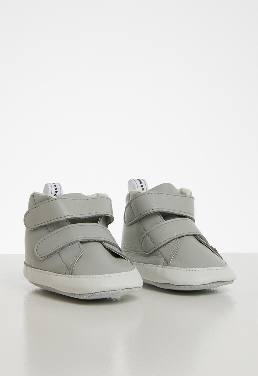 shooshoos - Strasmore - grey
