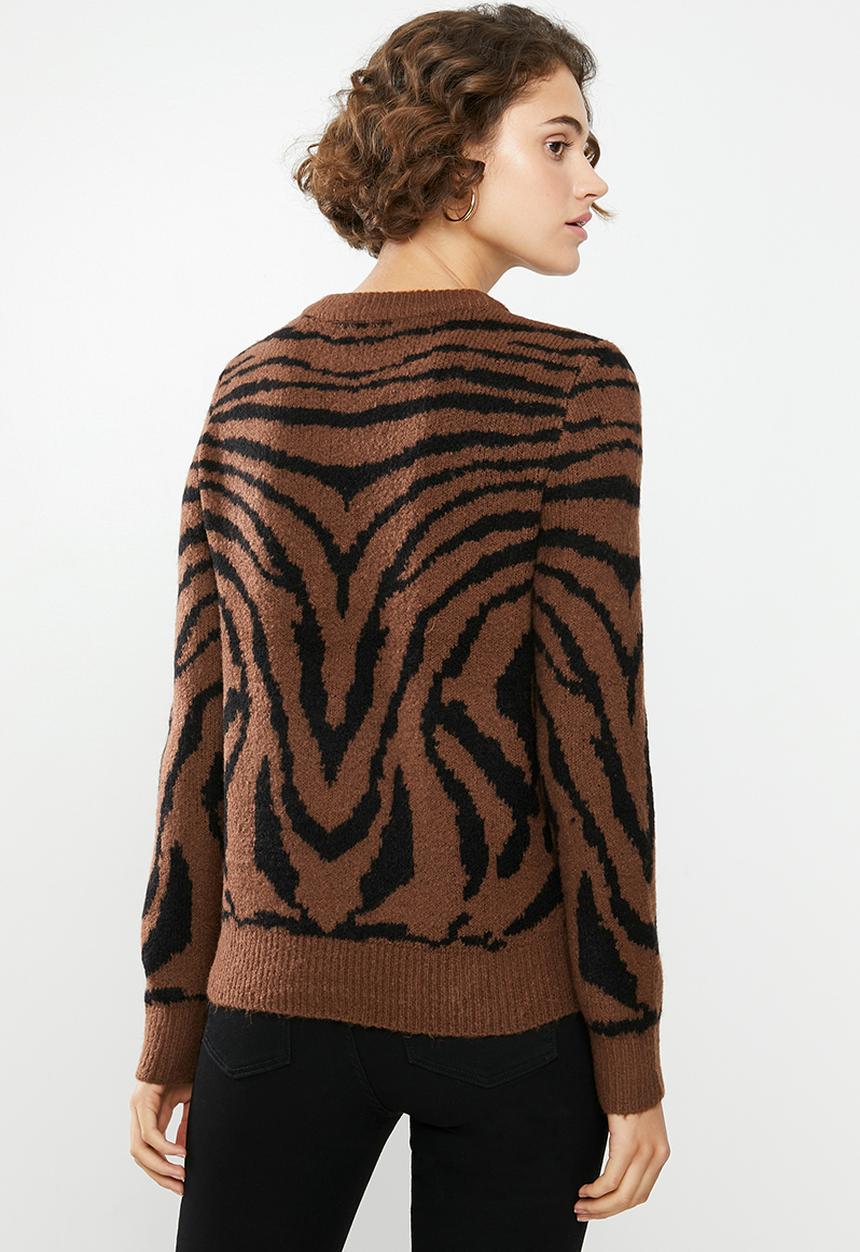 Jacqueline de Yong - Alicia long sleeve jaquard pullover - brown & black 