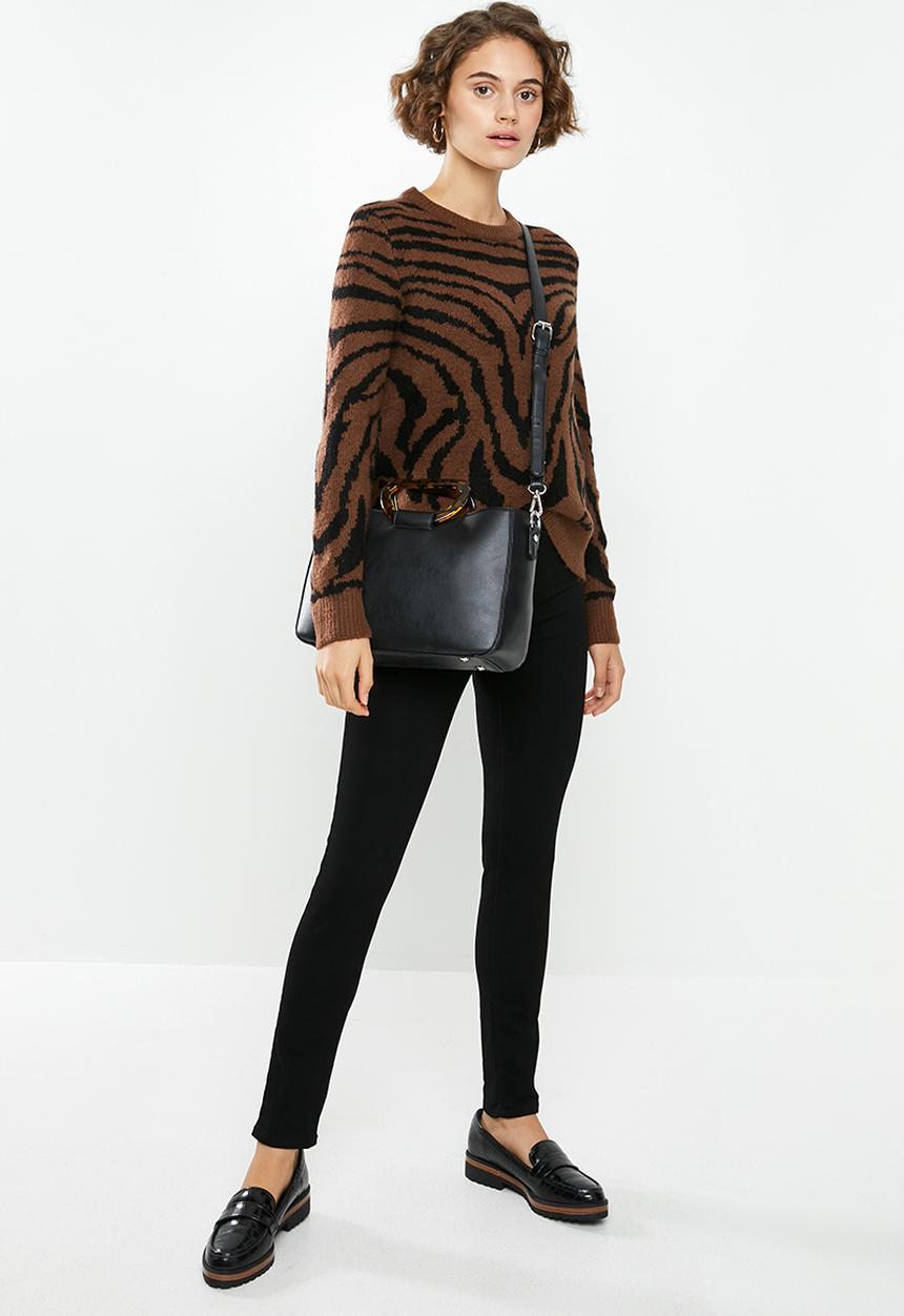 Jacqueline de Yong - Alicia long sleeve jaquard pullover - brown & black 