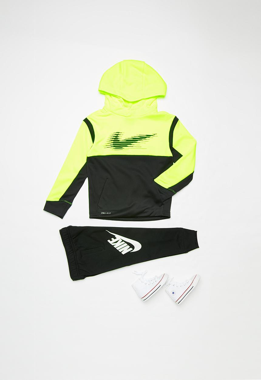 Nike - Nkb therma swoosh po hoodie - volt