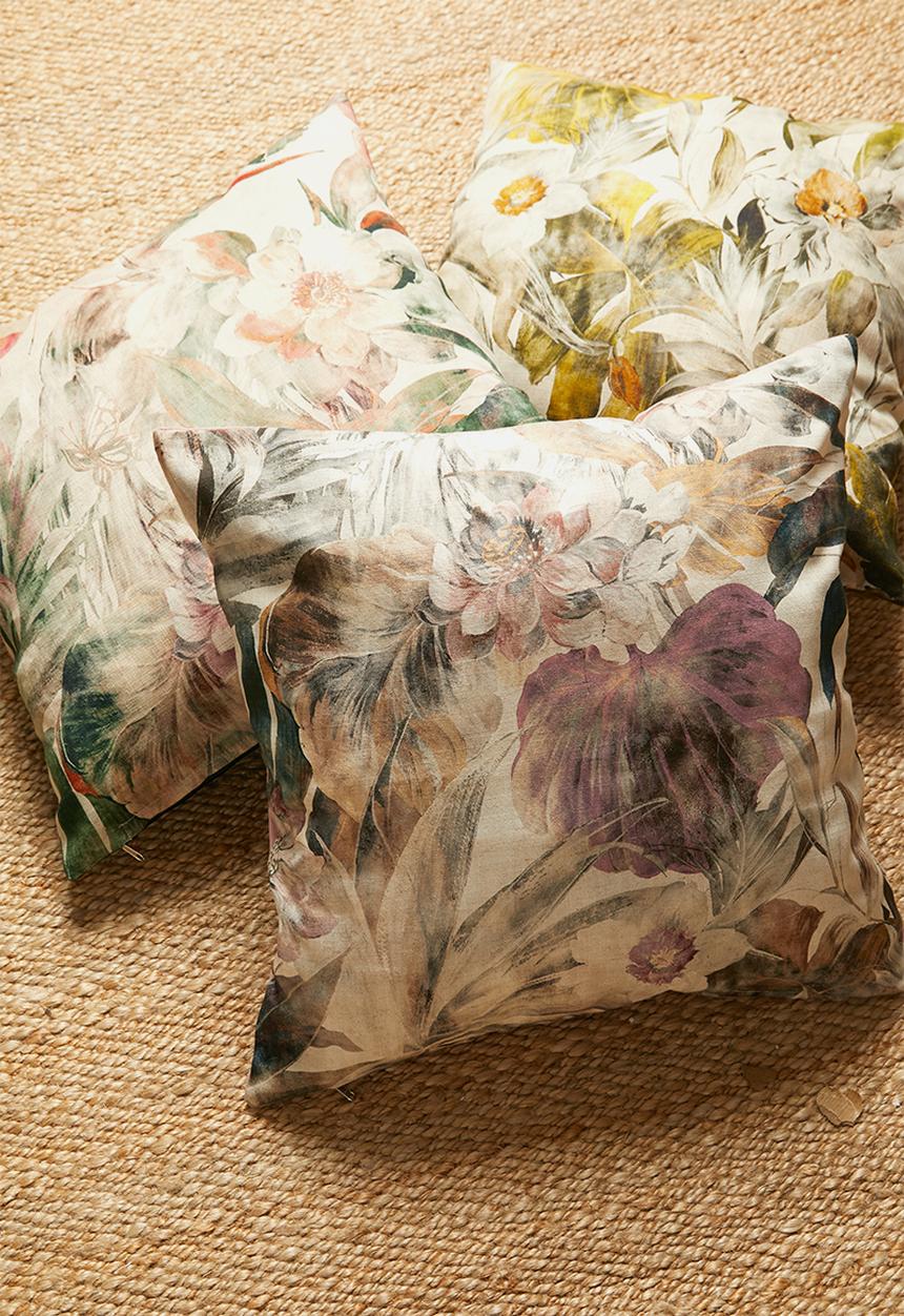 Hertex Haus - Highgrove cushion cover - tourmaline