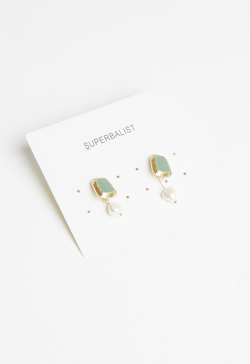 Superbalist - Faux pearl studs - green