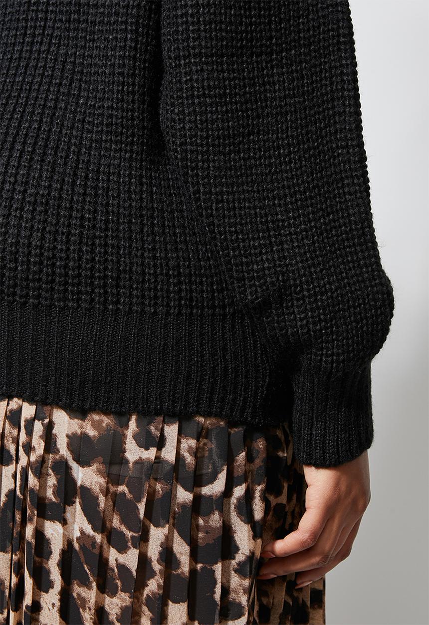 Superbalist - Rolled neck chunky jumper - black