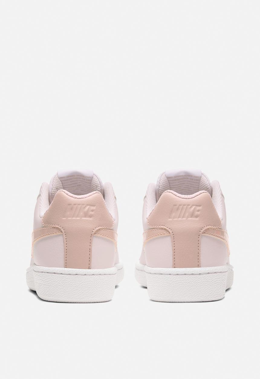 Nike - Court Royale - barely rose / fossil stone-white