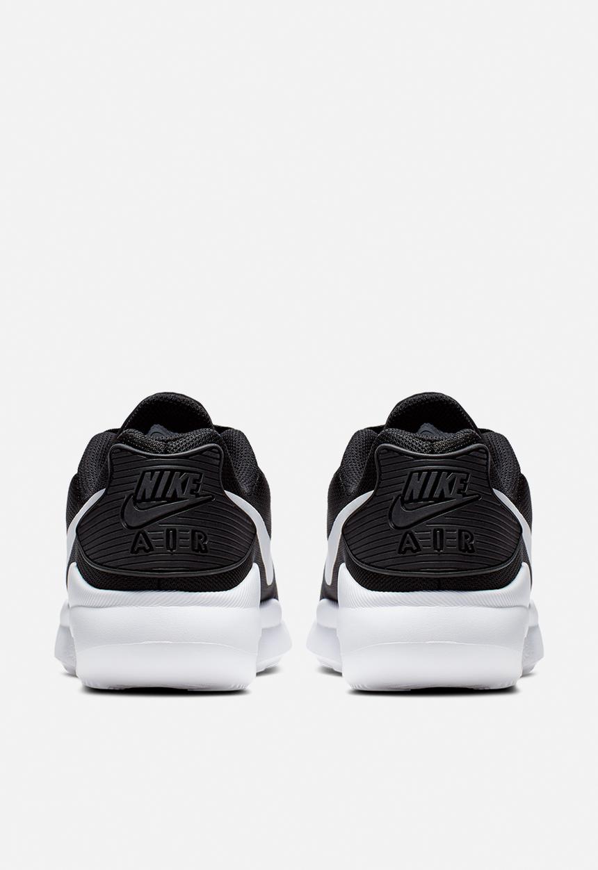 Nike - Air Max Oketo - black / white