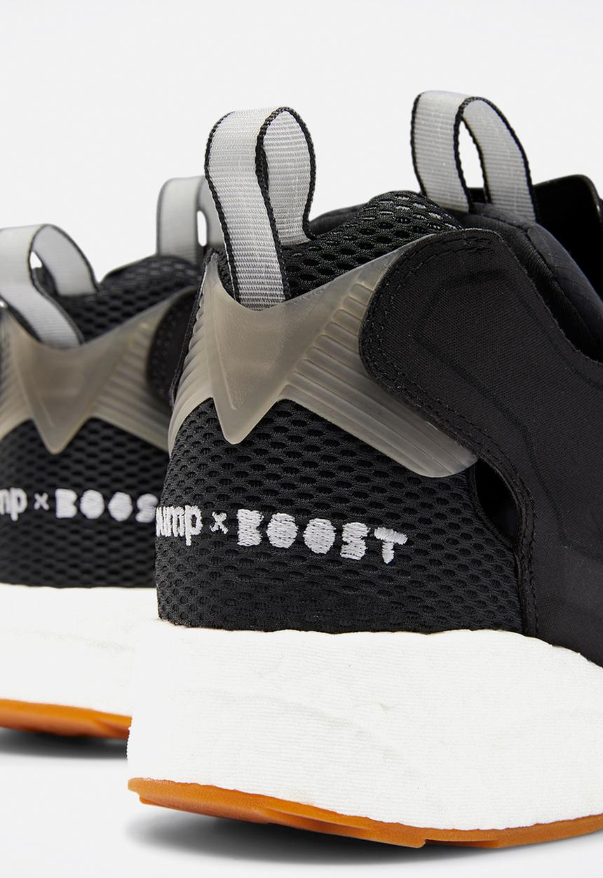 Instapump Fury BOOST - FU9239 - black/white/reebok rubber gum-06