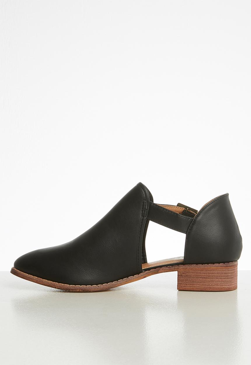 Jada - Side buckle bootie - black